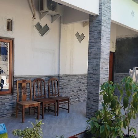 Arriani Homestay Karimunjawa Exterior photo