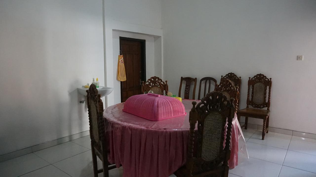 Arriani Homestay Karimunjawa Exterior photo